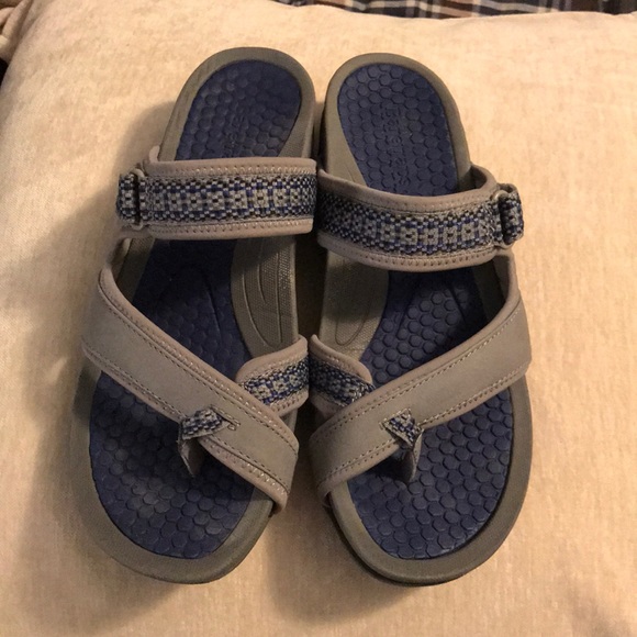 baretraps women's denni slide sandal